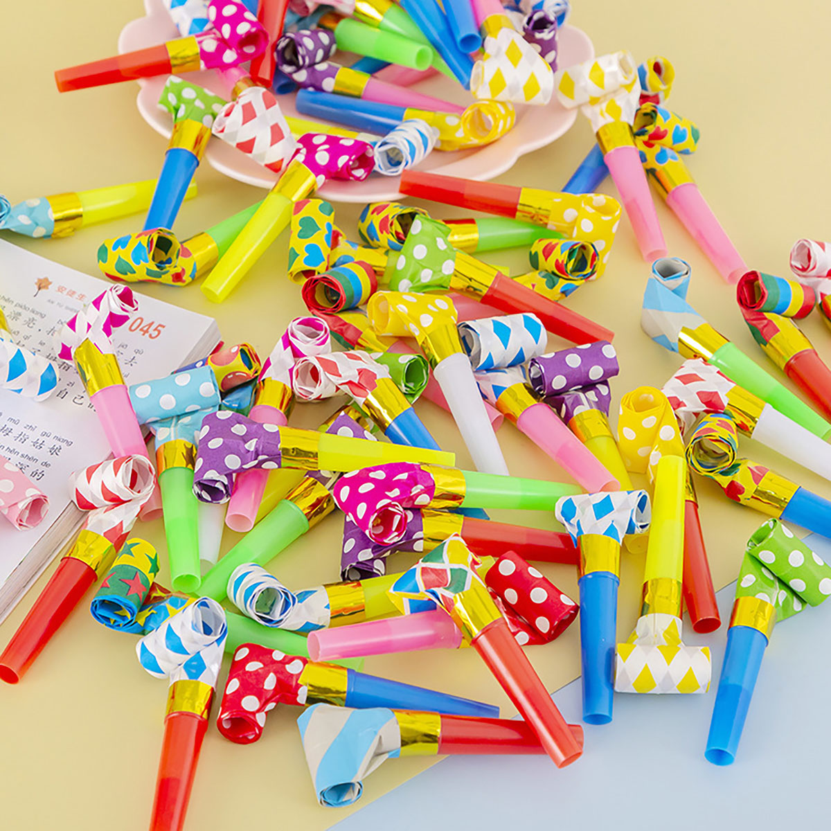 Sifflet de dragon coloré pour  - Party Games Adult Birthday avis et prix